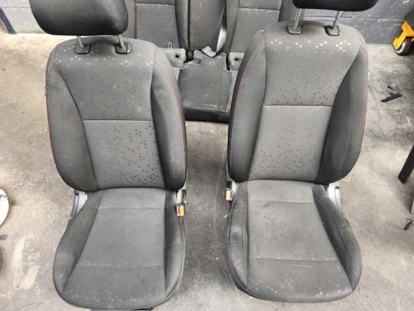 INTÉRIEUR SIÈGES HYUNDAI - Vue 2